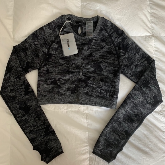 Gymshark Tops - GymShark Long Sleeve Camo Print Crop Top